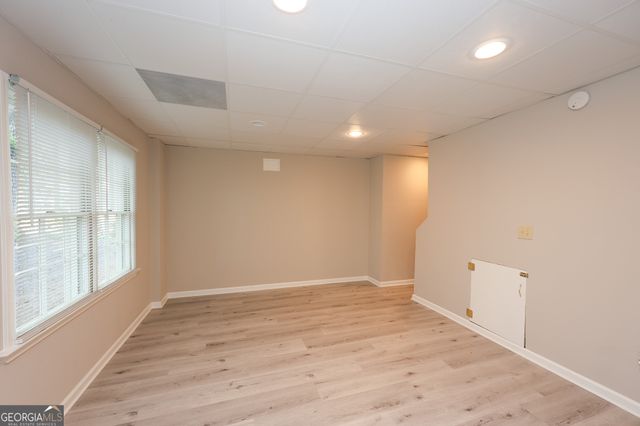 410 Falcon Creek Drive, Suwanee, GA 30024