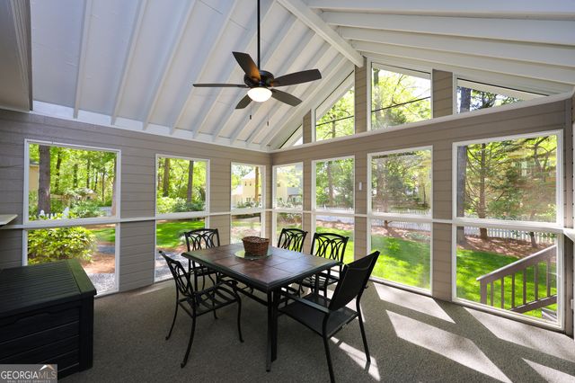 410 Falcon Creek Drive, Suwanee, GA 30024