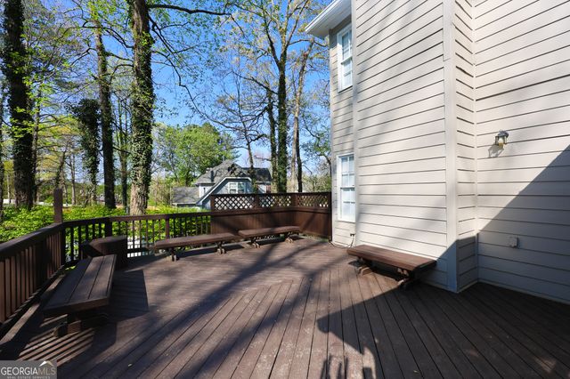 410 Falcon Creek Drive, Suwanee, GA 30024