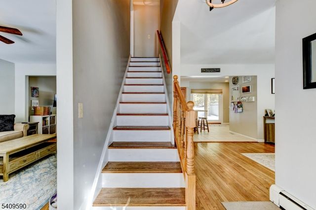 3 Loretta Ln, Jefferson Twp., NJ 07438