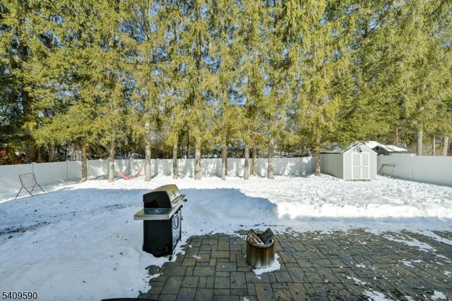 3 Loretta Ln, Jefferson Twp., NJ 07438