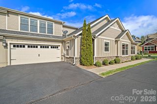 9 Brookstone Place, Candler, NC 28715