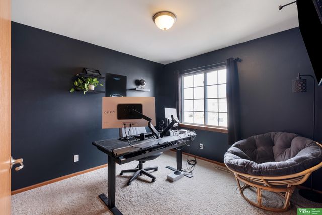 16147 Cherrywood Street, Omaha, NE 68136