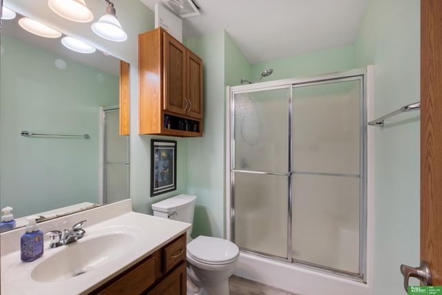 16147 Cherrywood Street, Omaha, NE 68136