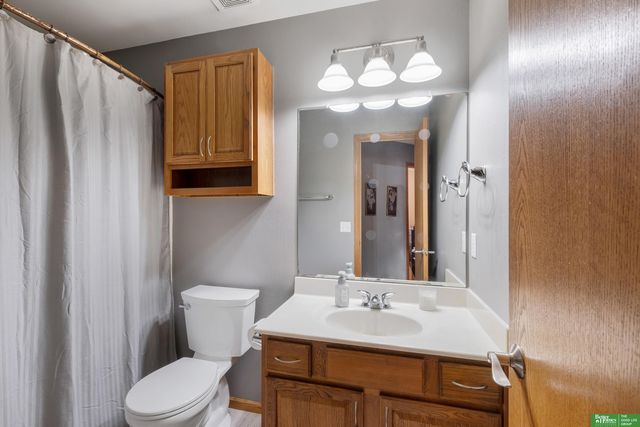 16147 Cherrywood Street, Omaha, NE 68136