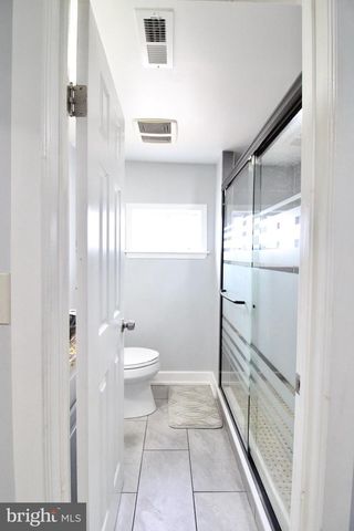 121 PERRY ST, Columbia, PA 17512