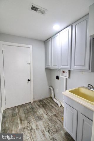 121 PERRY ST, Columbia, PA 17512