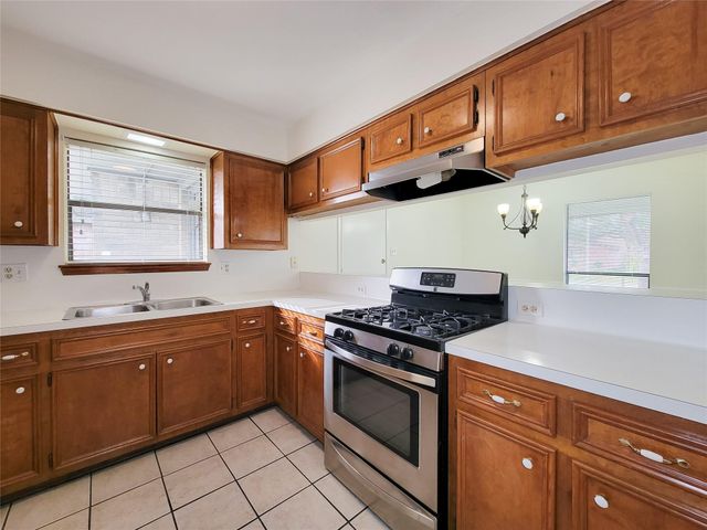 7835 Lumber Jack Drive, Houston, TX 77040