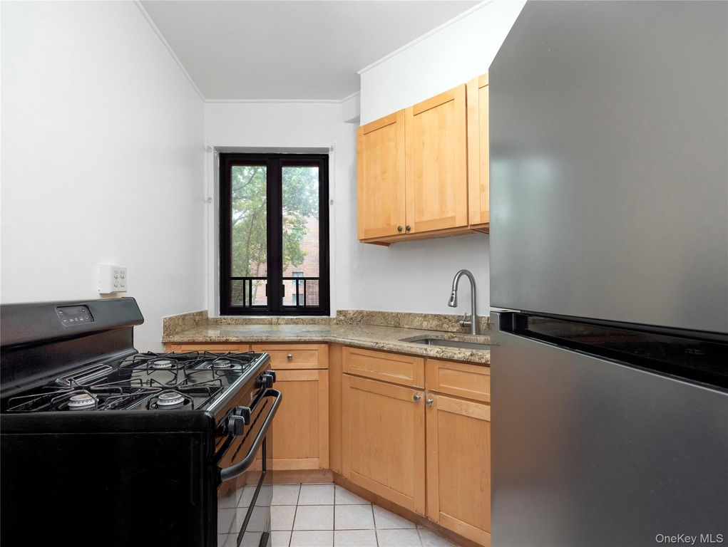 2150 E Tremont Avenue 4C, Bronx, NY 10462 — photo 3