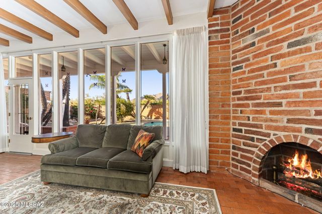 2635 E Camino la Zorrela, Tucson, AZ 85718