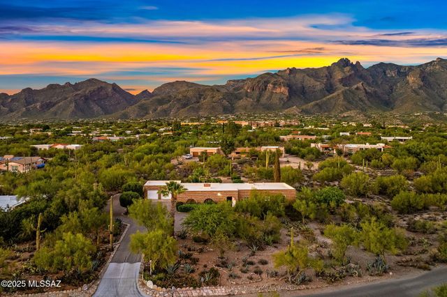 2635 E Camino la Zorrela, Tucson, AZ 85718