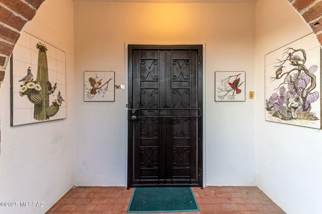 2635 E Camino la Zorrela, Tucson, AZ 85718
