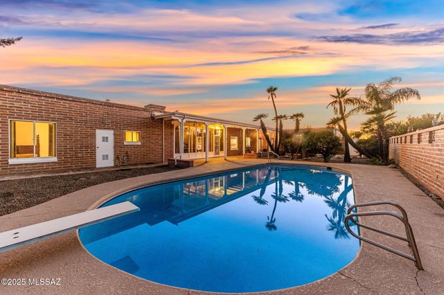 2635 E Camino la Zorrela, Tucson, AZ 85718