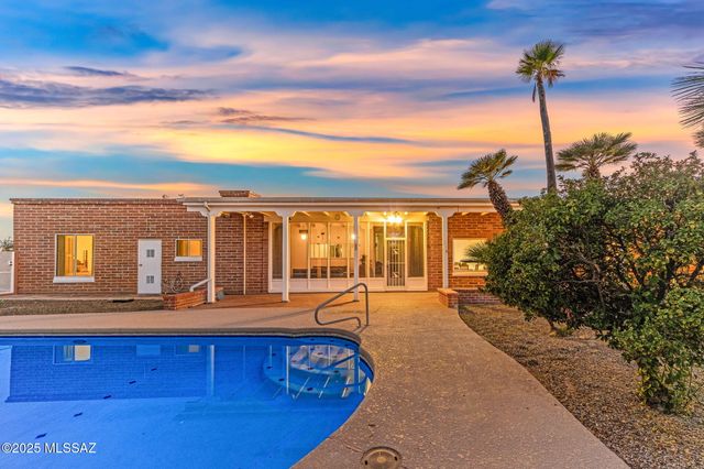 2635 E Camino la Zorrela, Tucson, AZ 85718
