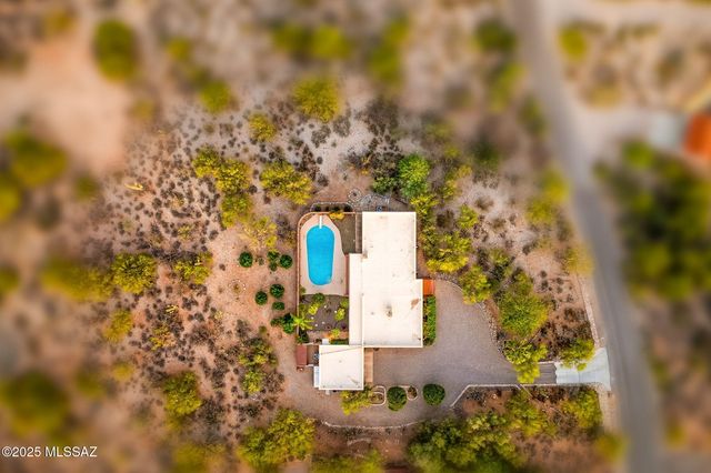 2635 E Camino la Zorrela, Tucson, AZ 85718