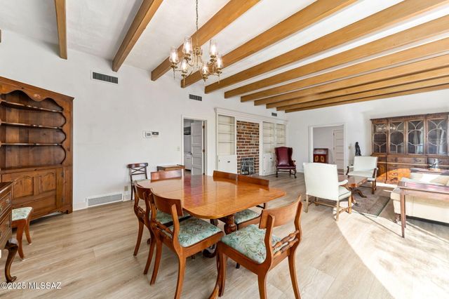 2635 E Camino la Zorrela, Tucson, AZ 85718