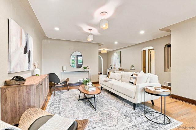 3351 W 21st Avenue, Denver, CO 80211