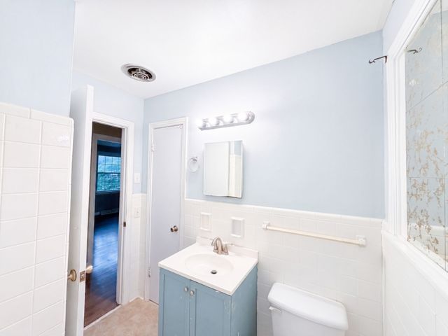 1223 Beverly Hills Dr, Clarksville, TN 37040