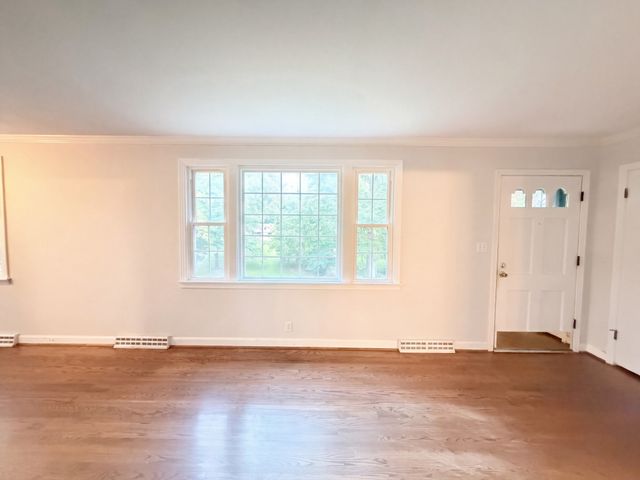 1223 Beverly Hills Dr, Clarksville, TN 37040