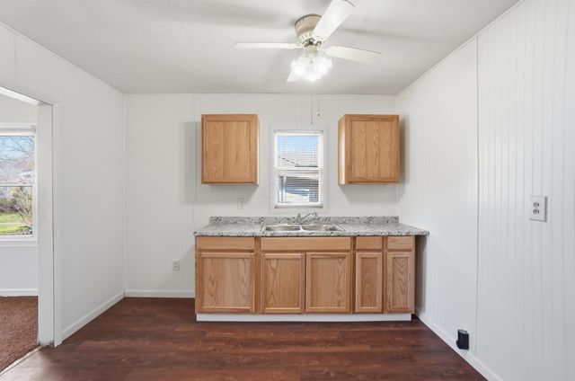 1835 S Sweetbriar Lane, Springfield, OH 45505