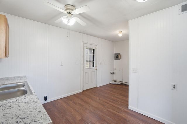 1835 S Sweetbriar Lane, Springfield, OH 45505