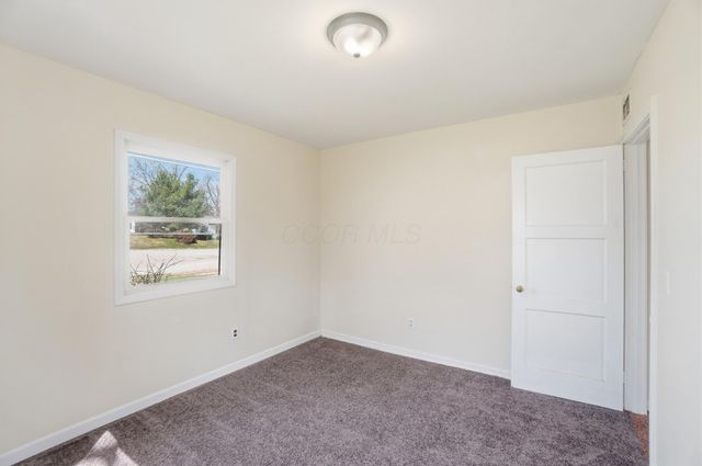 1835 S Sweetbriar Lane, Springfield, OH 45505