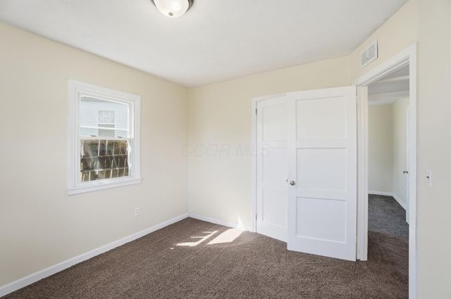 1835 S Sweetbriar Lane, Springfield, OH 45505