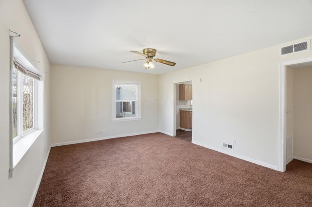 1835 S Sweetbriar Lane, Springfield, OH 45505