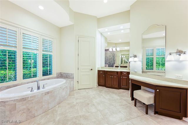 9155 Torrefino CT, Naples, FL 34109