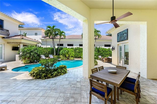 9155 Torrefino CT, Naples, FL 34109