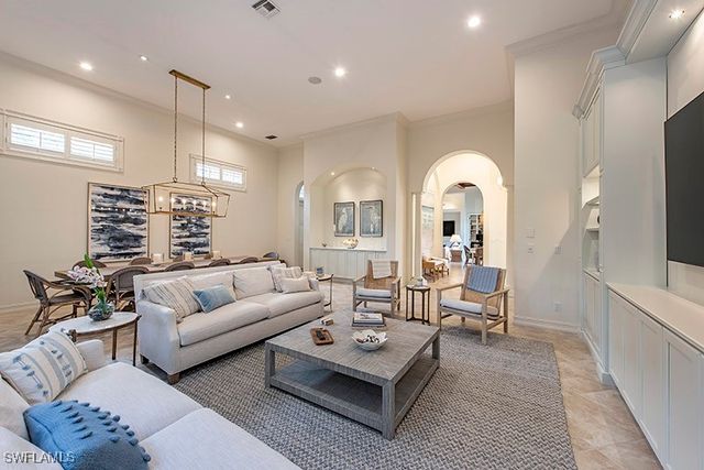 9155 Torrefino CT, Naples, FL 34109