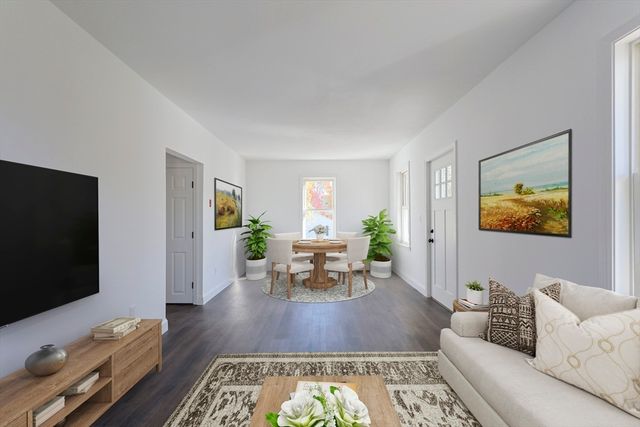 21 Irving St, Bellingham, MA 02019