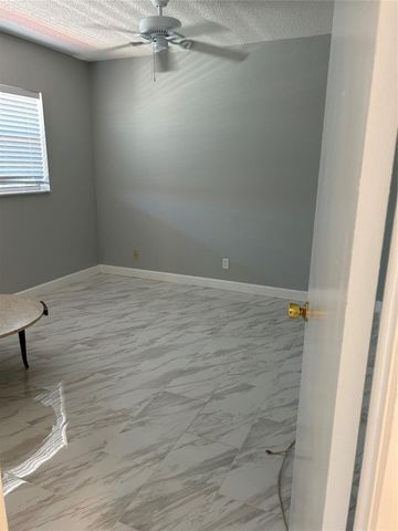 31 Abbey Lane 207, Delray Beach, FL 33446