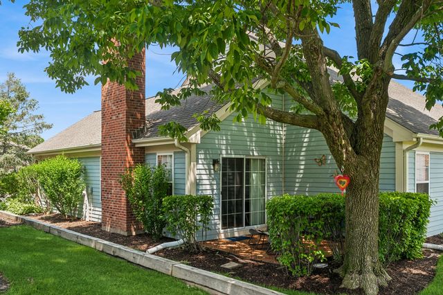 36191 N Old Creek Court, Gurnee, IL 60031