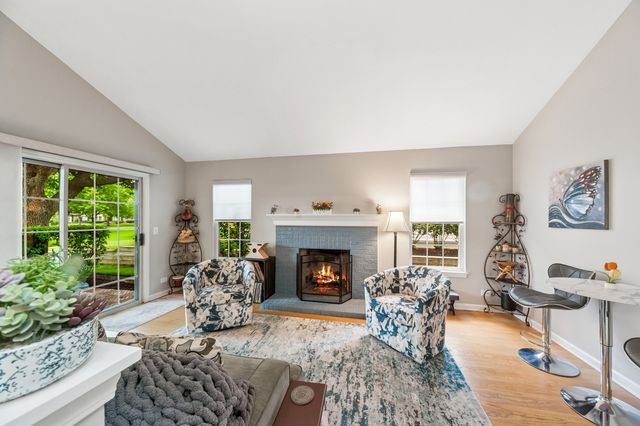 36191 N Old Creek Court, Gurnee, IL 60031