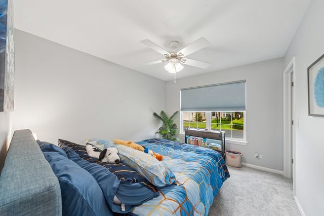 36191 N Old Creek Court, Gurnee, IL 60031