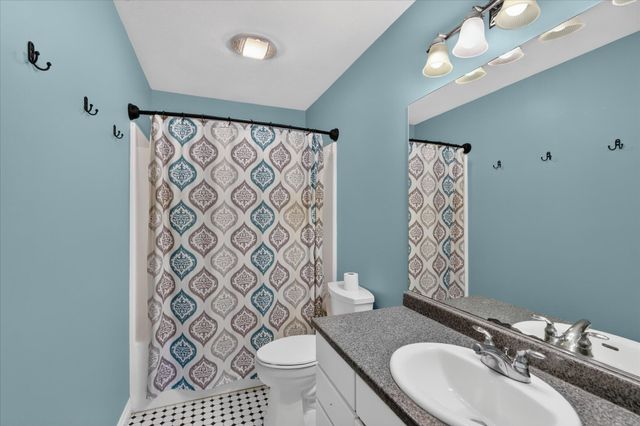 163 Woodhaven Drive, Battle Creek City, MI 49015