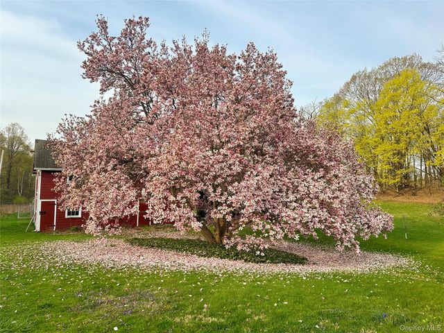 77 UPPER HOOK Road, Rhinebeck, NY 12572