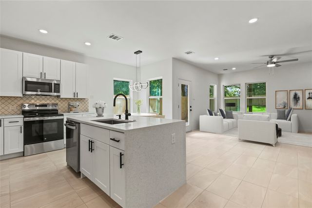 2227 Stoneman Street, Dallas, TX 75215