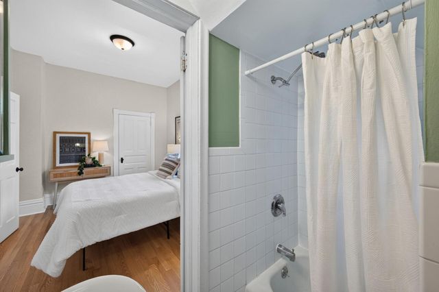 1008 Cook Avenue E, Saint Paul, MN 55106