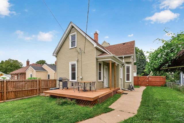 1008 Cook Avenue E, Saint Paul, MN 55106