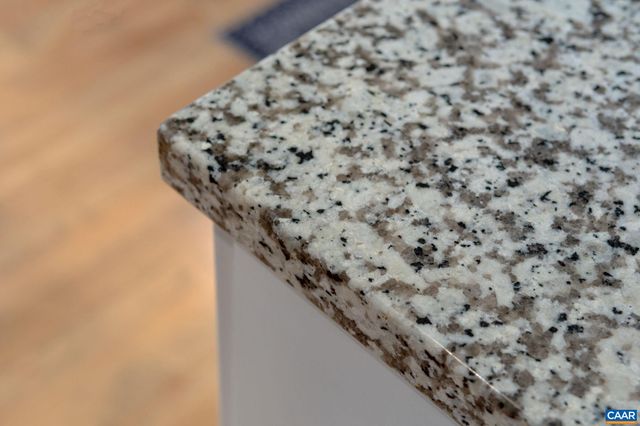 1 HATCHECHUBEE RD, Palmyra, VA 22963