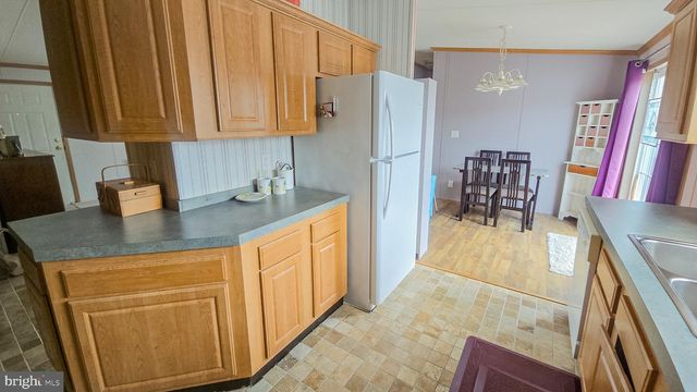 3304 IRIS LN, Baltimore, MD 21220