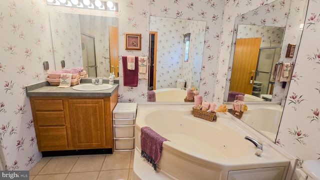 3304 IRIS LN, Baltimore, MD 21220