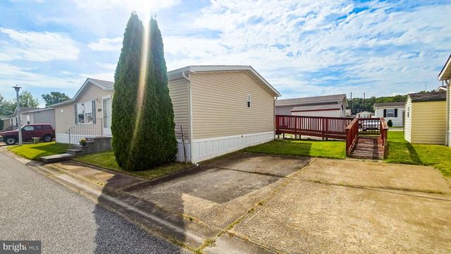 3304 IRIS LN, Baltimore, MD 21220