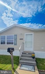 3304 IRIS LN, Baltimore, MD 21220