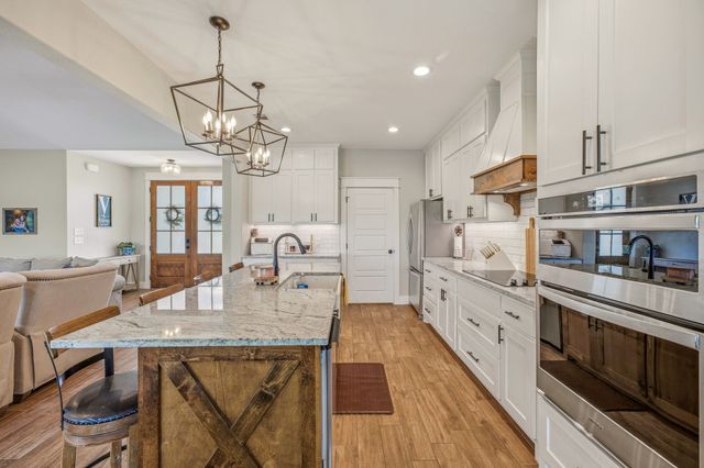 190 Blue Ribbon Lane, Stephenville, TX 76401