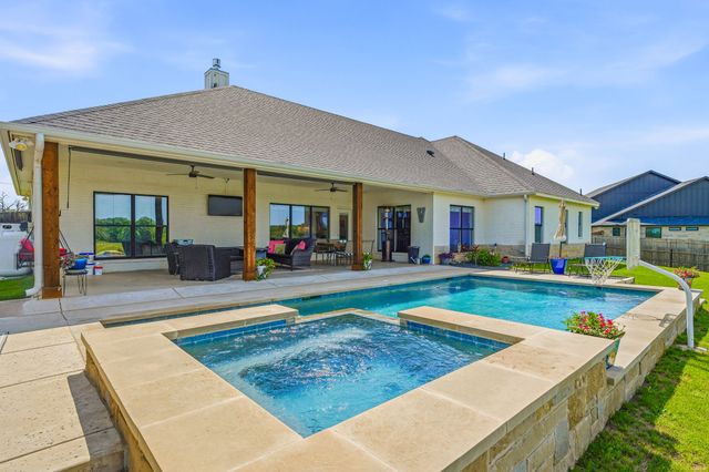 190 Blue Ribbon Lane, Stephenville, TX 76401