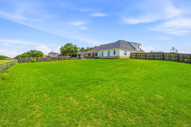 190 Blue Ribbon Lane, Stephenville, TX 76401