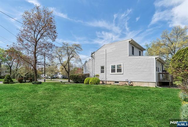 542 Nagle Street, Ridgewood, NJ 07450